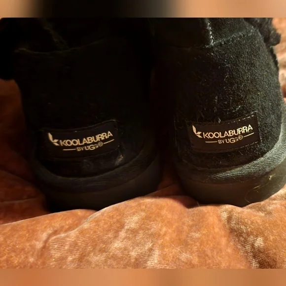 Koolaburra Womens Tall Black Bow Ugg Boots Size 10 - Picture 3 of 8